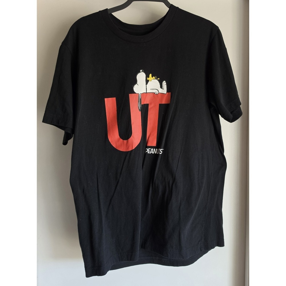Uniqlo UT Peanuts Snoopy T-Shirt L Black Cotton Crew Neck Short Sleeve Tee Top